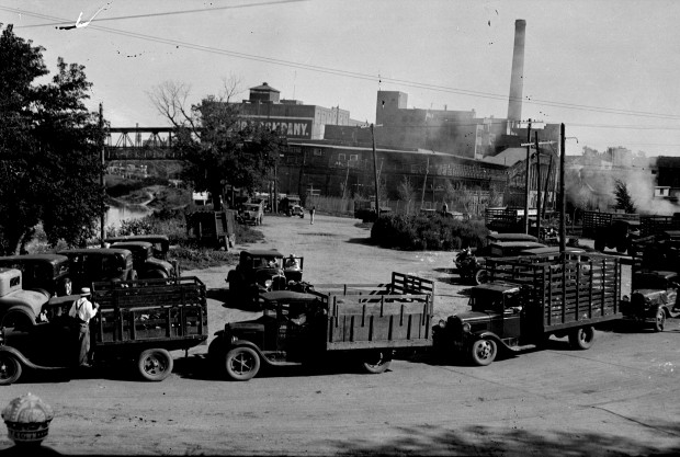 stockyards line of trucks 2.jpg